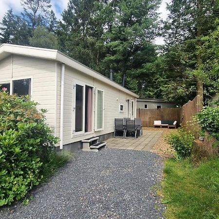 Gezellig Gemoderniseerd Chalet Op De Veluwe Putten Luaran gambar